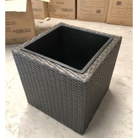 Chậu Trồng Cây : Hình Vuông Bằng Mây Đan - 40 x 40cm 